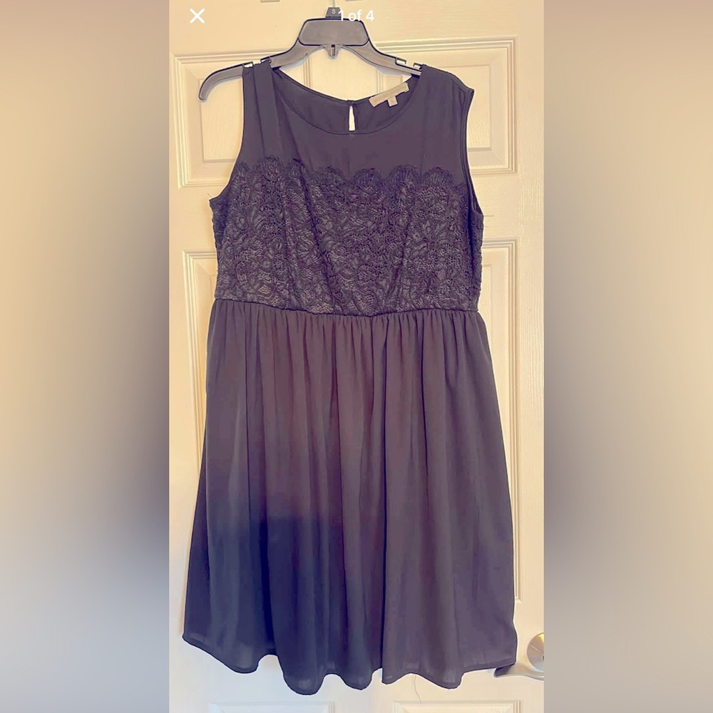 Kimi and Kai Black Strapless A-Line Midi Dress